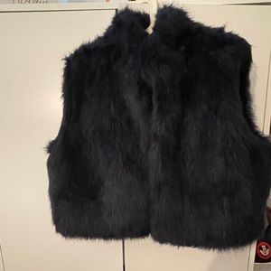 Faux fur vest size XL NWT color dark blue
